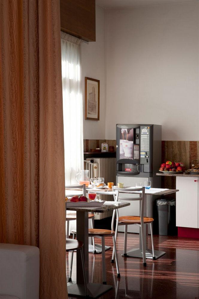 Hotel Caselle San Lazzaro di Savena Buitenkant foto